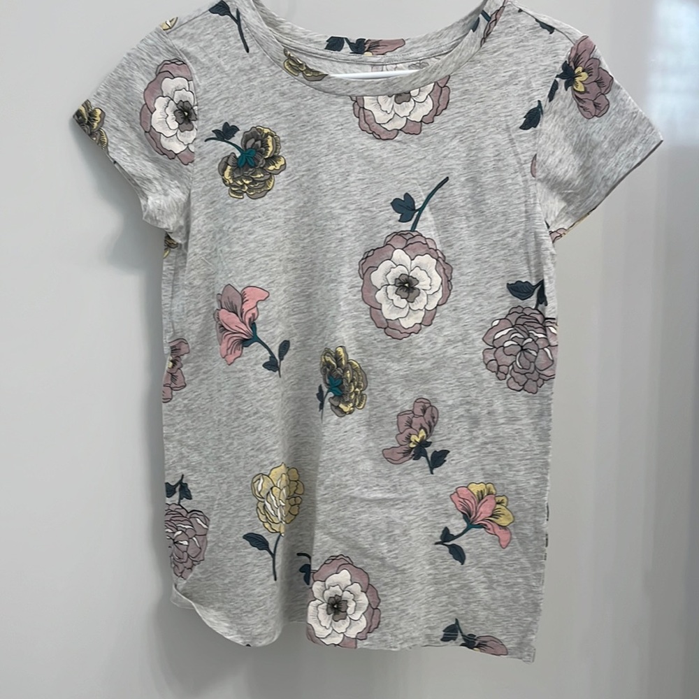 Short sleeve shirt